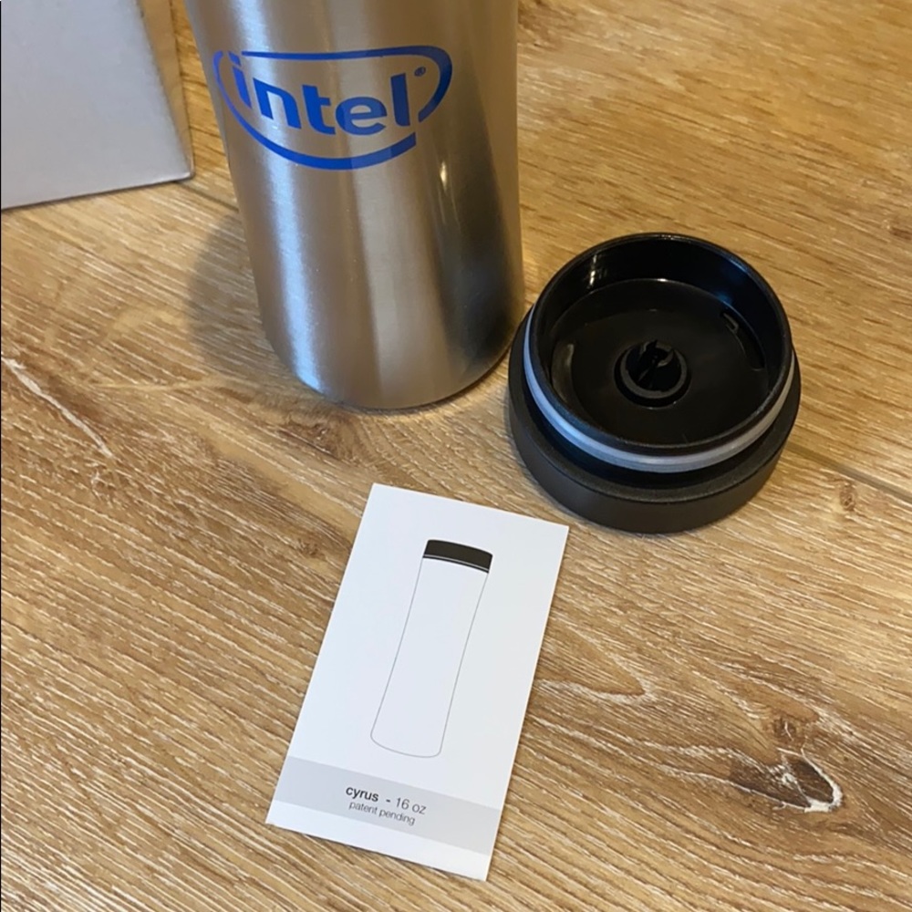 Intel Insulated Thermos Mug 16oz - Picture 2 of 3